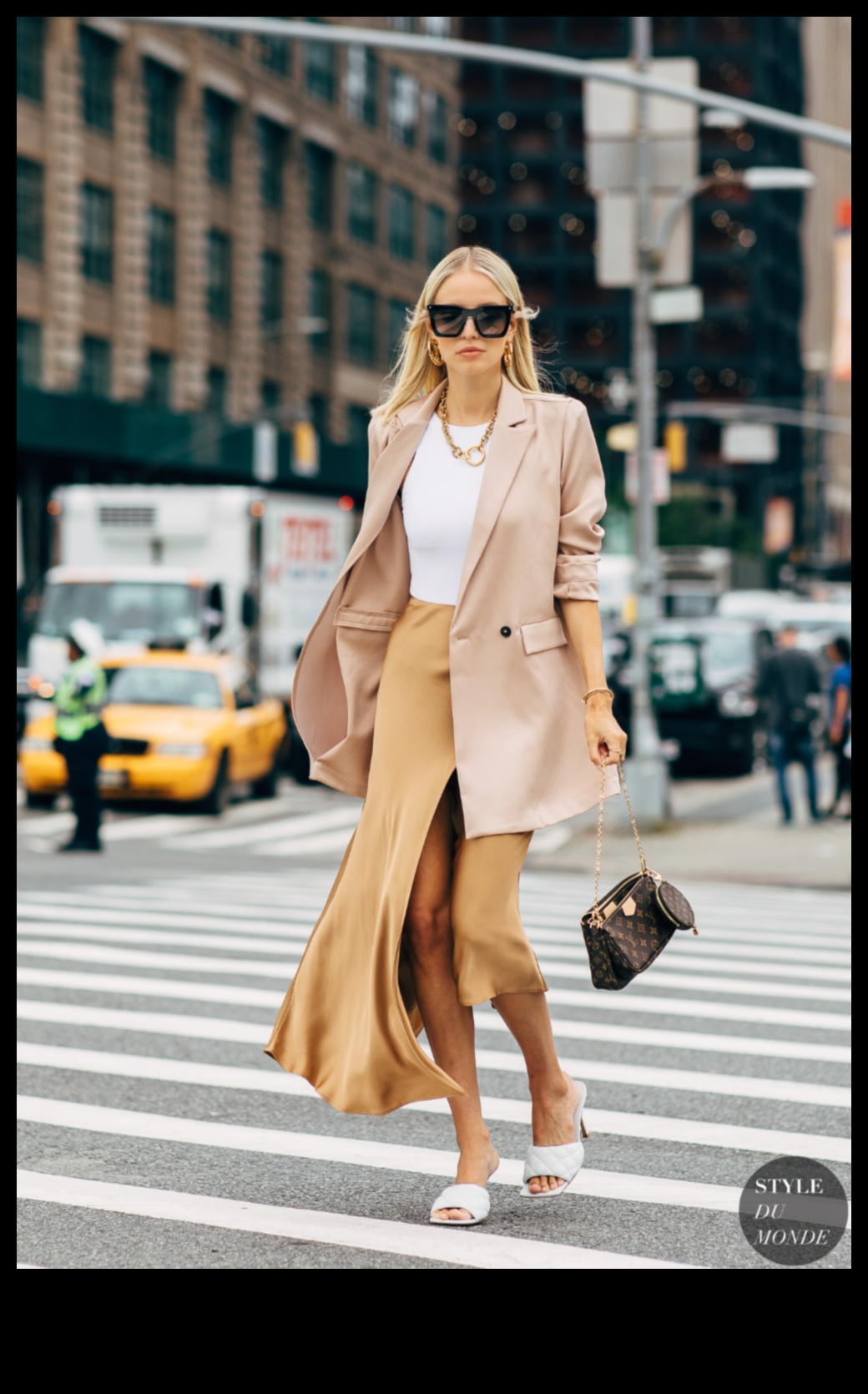 Eleganță urbană: inspirații de stil stradal pentru rafinament