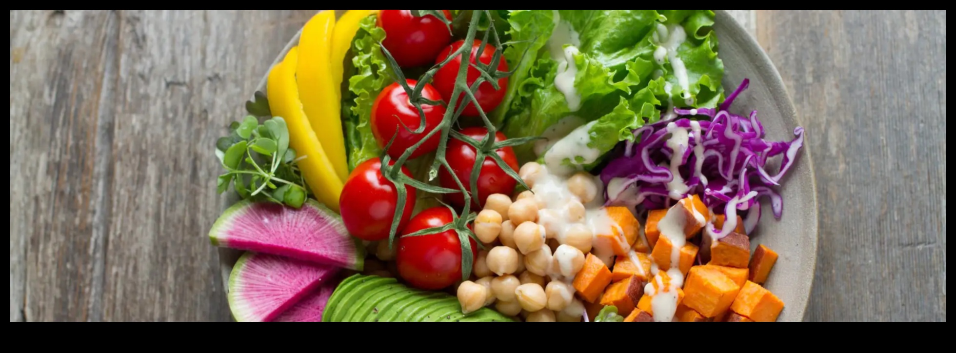 The Wisdom Plate: Explorând excelența culinară în nutriția geriatrică