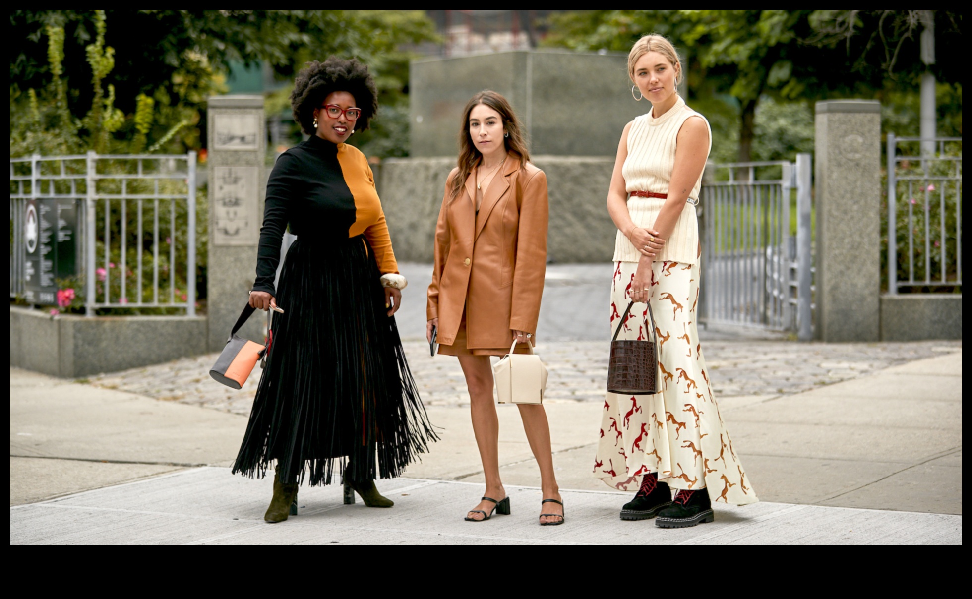 Magie minimalistă: ținute clasice cu farmec discret